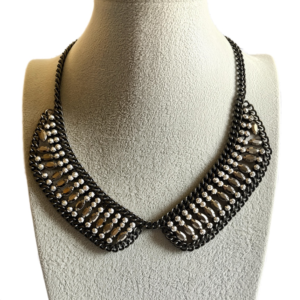 Loft Collar Bling Metallic Necklace 30$